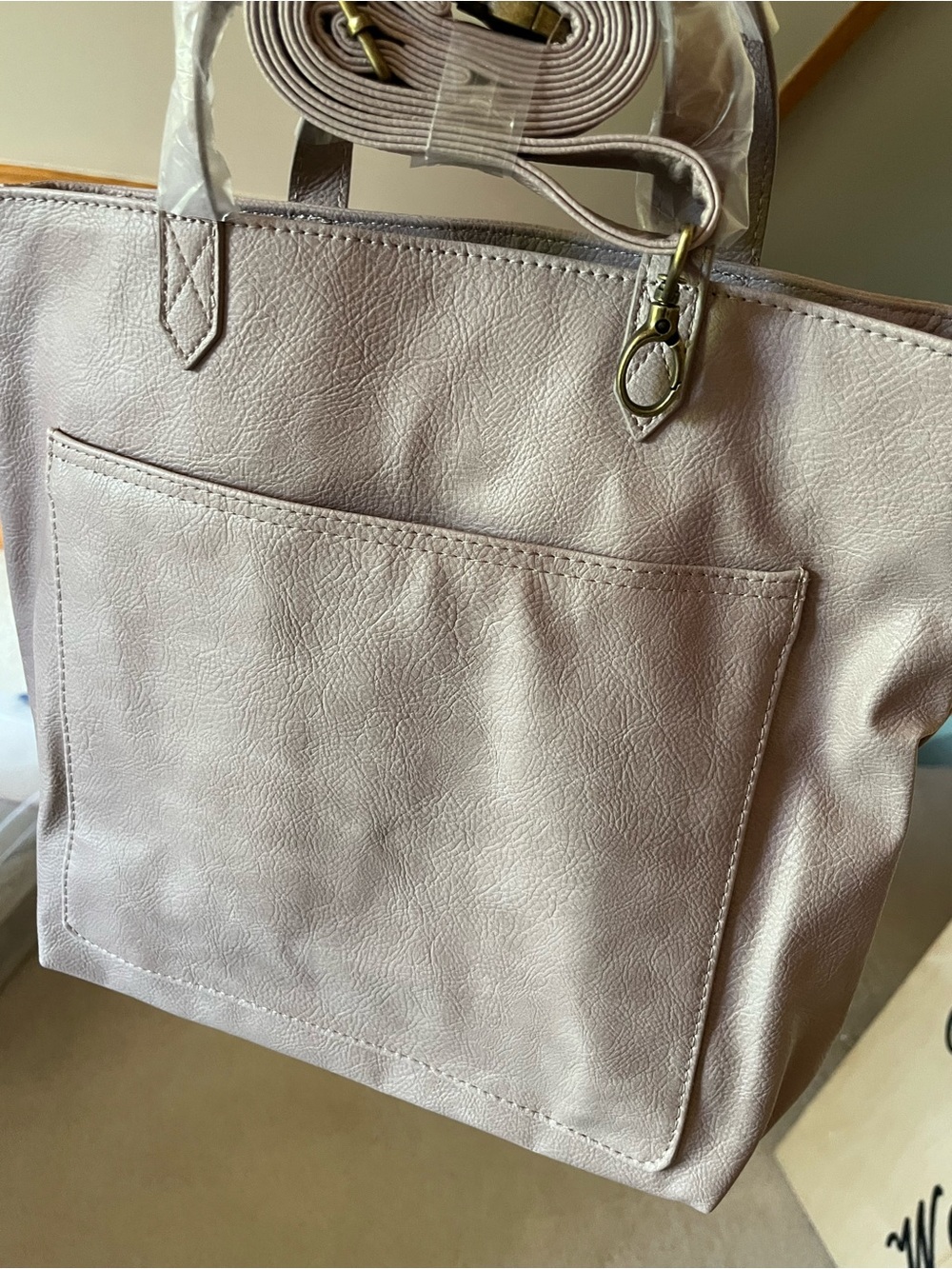 thirty-one stone distressed pebble Faux-Leather Tote with Detachable Strap - Picture 4 of 5
